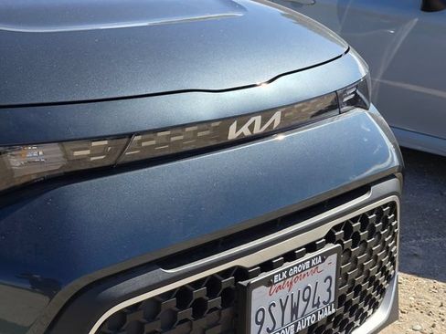 Certified 2025 Kia Soul S FWD image 5