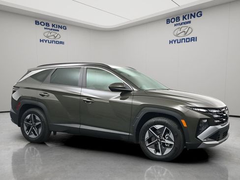 New 2026 Hyundai Tucson SEL FWD image 2