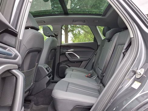 Certified 2025 Audi Q5 Premium w/ Convenience Package AWD/4WD image 10