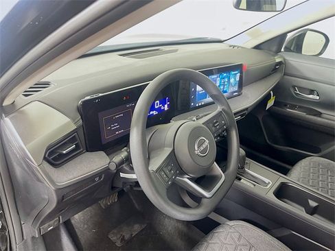 New 2026 Nissan Kicks SV image 7