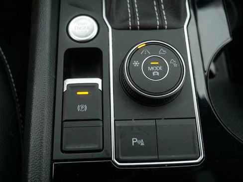 Certified 2023 Volkswagen Atlas SE w/ Panoramic Sunroof Package image 31