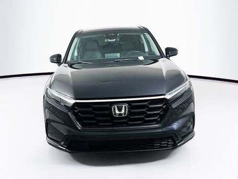 Used 2024 Honda CR-V LX image 2