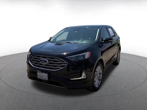 Used 2023 Ford Edge Titanium w/ Equipment Group 301A AWD/4WD image 6
