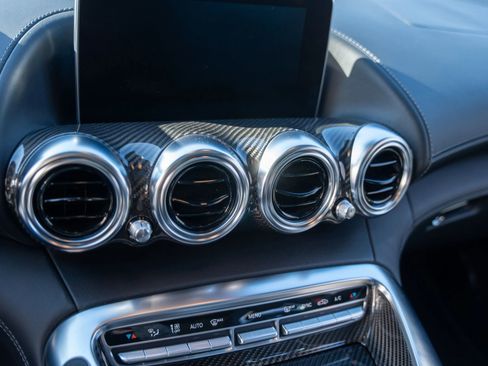 Used 2016 Mercedes-Benz AMG GT S image 15