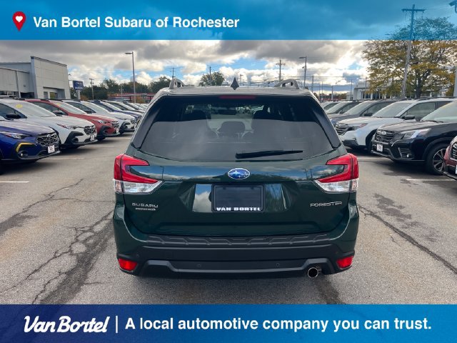 Used 2024 Subaru Forester Limited AWD/4WD image 4
