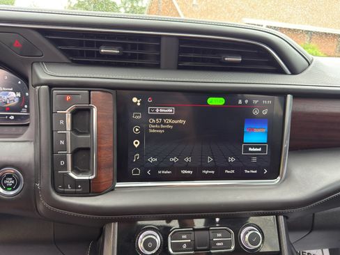 Used 2023 GMC Yukon Denali Ultimate w/ LPO, Floor Liner Package AWD/4WD image 23
