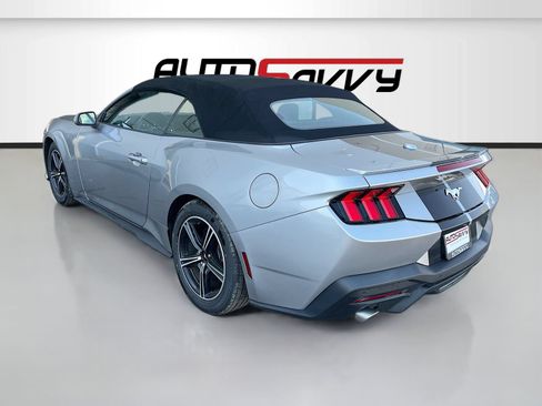 Used 2024 Ford Mustang Premium RWD image 5