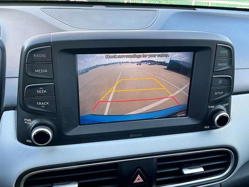 Used 2019 Hyundai Kona SE image 25