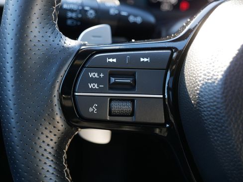 Certified 2025 Acura ADX A-Spec image 31