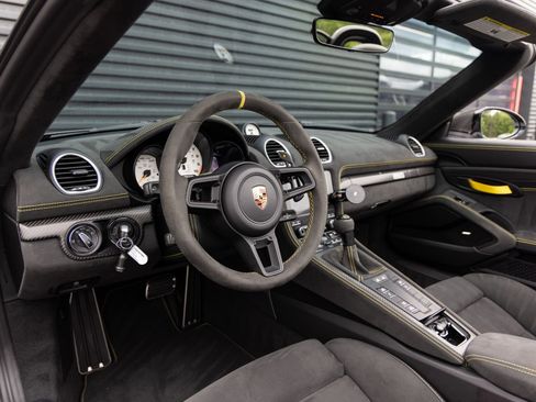 Certified 2025 Porsche 718 Boxster Spyder RS w/ Weissach Package image 4