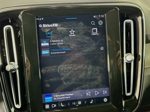 Used 2023 Volvo XC40 B5 Plus w/ Driver Assist Package image 18