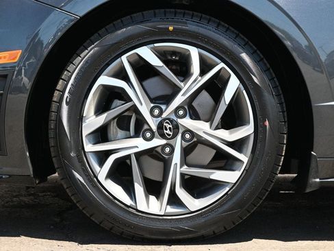 Used 2022 Hyundai Sonata SEL w/ Cargo Package FWD image 9