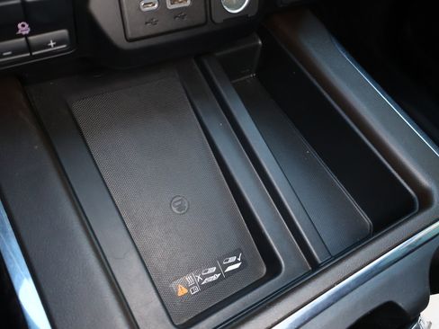 Used 2023 GMC Sierra 2500 Denali image 22