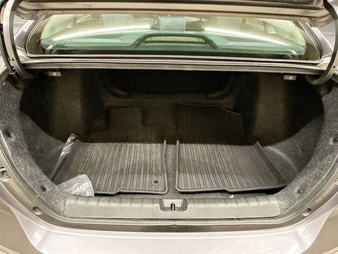 Used 2021 Honda Insight EX image 24