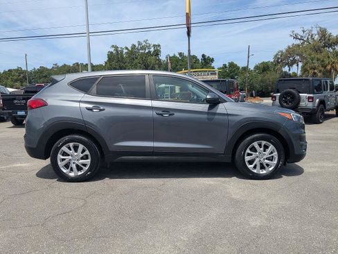 Used 2019 Hyundai Tucson SE FWD image 3
