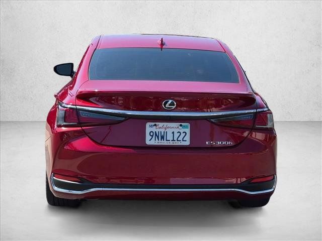 Used 2024 Lexus ES 300h w/ Premium Package FWD image 7