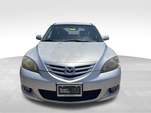Used 2006 MAZDA MAZDA3 s w/ Appearance Pkg FWD image 2