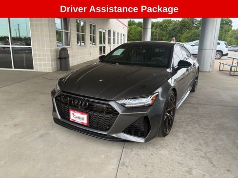 Used 2022 Audi RS 7 Sportback w/ Black Optic Package AWD/4WD image 2