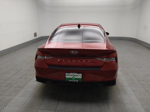 Used 2023 Hyundai Elantra SE w/ Cargo Package FWD image 7