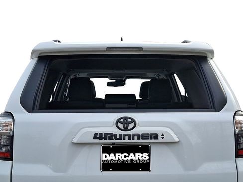 Used 2022 Toyota 4Runner SR5 Premium w/ Moonroof Package image 30