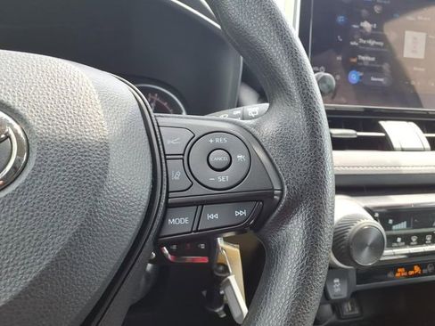 Certified 2023 Toyota RAV4 LE FWD image 20