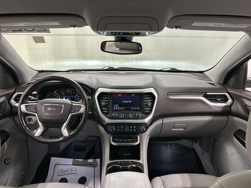Certified 2023 GMC Acadia SLT w/ Preferred Package AWD/4WD image 18