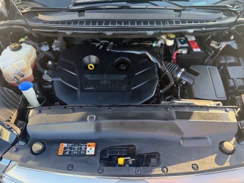 Used 2015 Ford Edge SEL w/ Equipment Group 201A AWD/4WD image 18