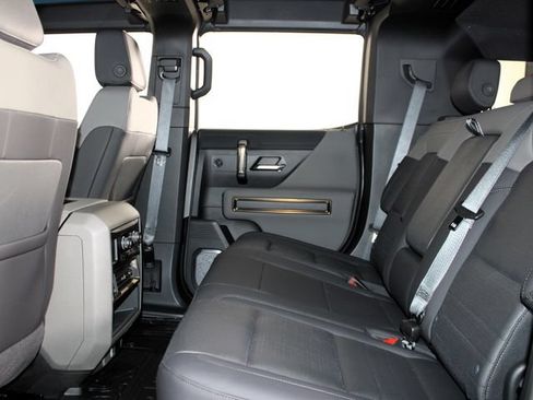 Used 2024 GMC Hummer EV 2X AWD/4WD image 30