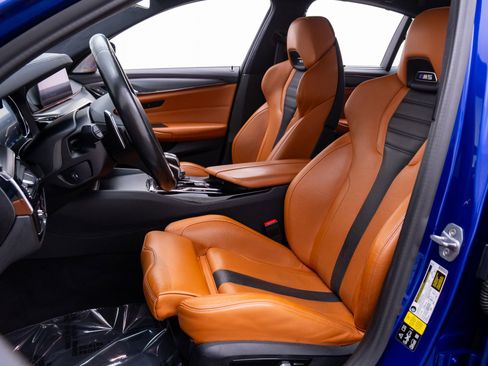 Used 2019 BMW M5 image 15