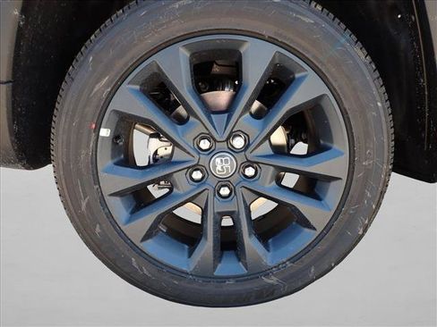 New 2026 Jeep Grand Cherokee Limited AWD/4WD image 7