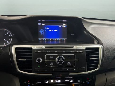 Used 2016 Honda Accord LX image 13