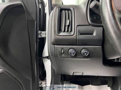 Used 2022 GMC Canyon AT4 w/ Trailering Package image 26