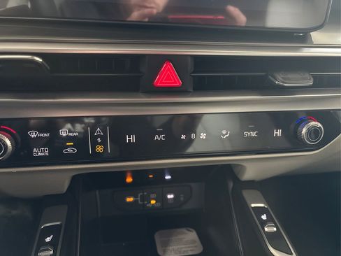 New 2026 Kia Sorento S AWD/4WD image 30