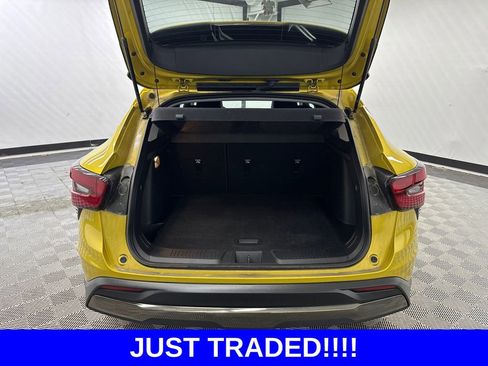 Used 2024 Chevrolet Trax ACTIV w/ Driver Confidence Package FWD image 19