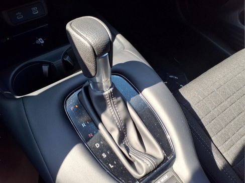 New 2027 Honda HR-V LX image 17