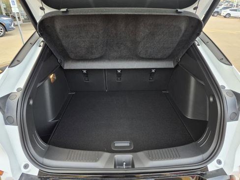 New 2026 Buick Envista Sport Touring image 6