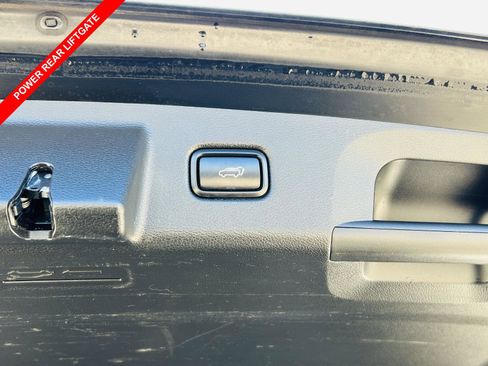 Used 2022 Kia Telluride SX w/ SX Prestige Package image 17