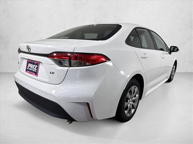 Used 2025 Toyota Corolla LE FWD image 3