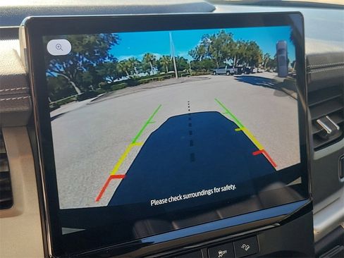 Used 2024 Ford Expedition XLT image 26