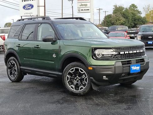 New 2025 Ford Bronco Sport Outer Banks image 2