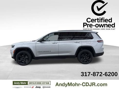 Used 2023 Jeep Grand Cherokee L Limited w/ Black Appearance Package image 4