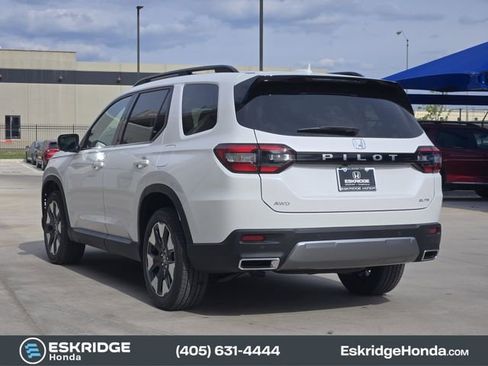 New 2026 Honda Pilot Elite image 3