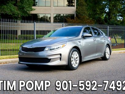 Used 2018 Kia Optima LX w/ 17" Alloy Wheels Package