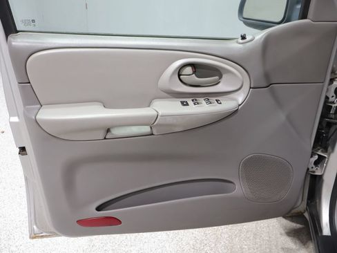 Used 2008 Chevrolet TrailBlazer 4WD image 13