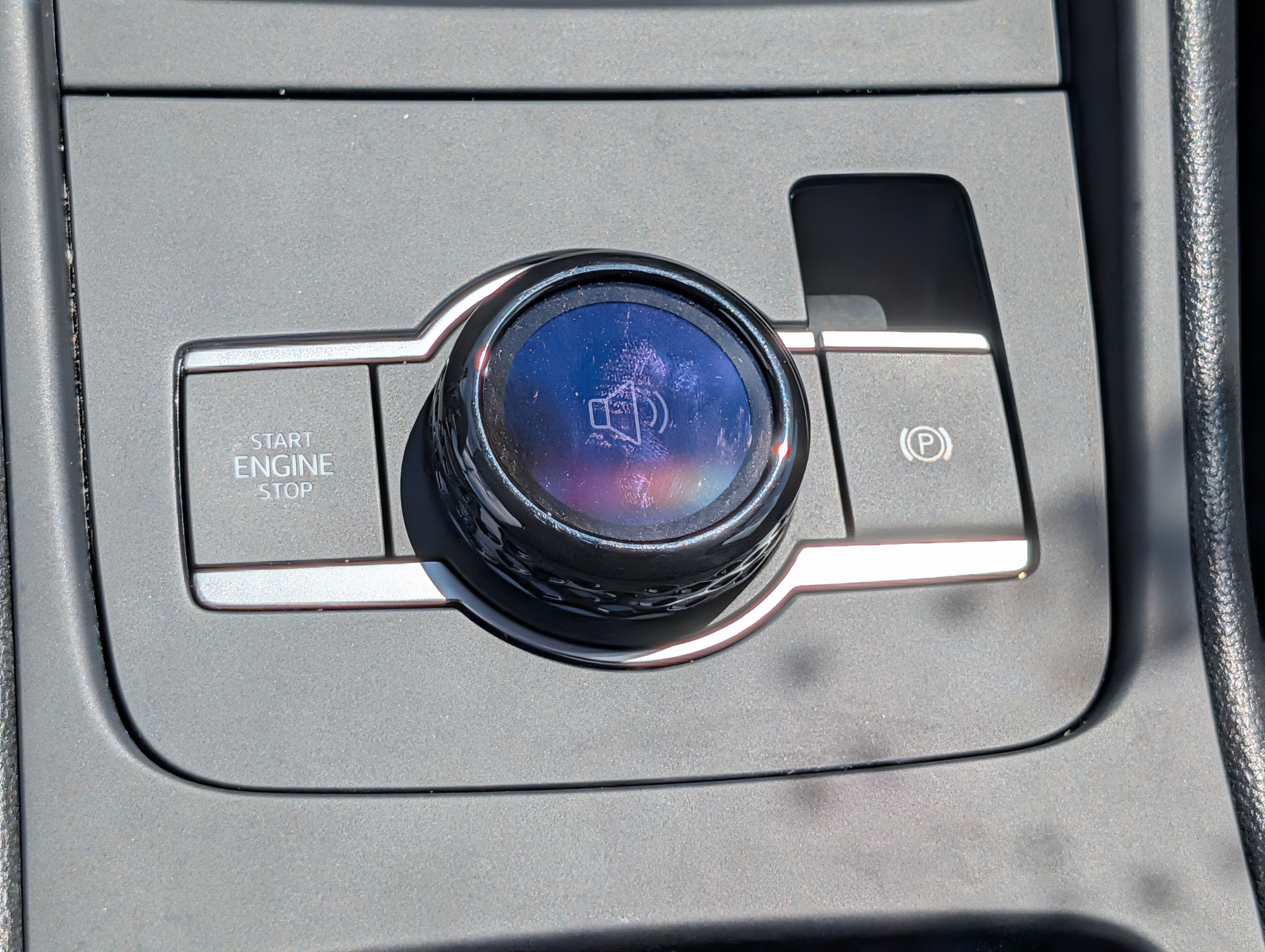 Used 2025 Volkswagen Tiguan S AWD/4WD image 23