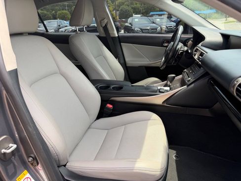 Used 2015 Lexus IS 250 w/ Navigation System Package RWD image 20