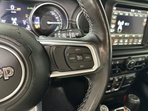 Used 2023 Jeep Wrangler Unlimited Sahara w/ Cold Weather Group image 16