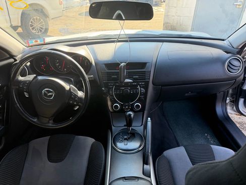 Used 2004 MAZDA RX-8 w/ AT Sport Pkg image 29