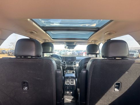 Used 2022 Kia Sorento SX image 41