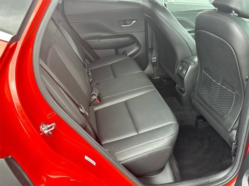 Used 2024 Hyundai Kona Limited image 15